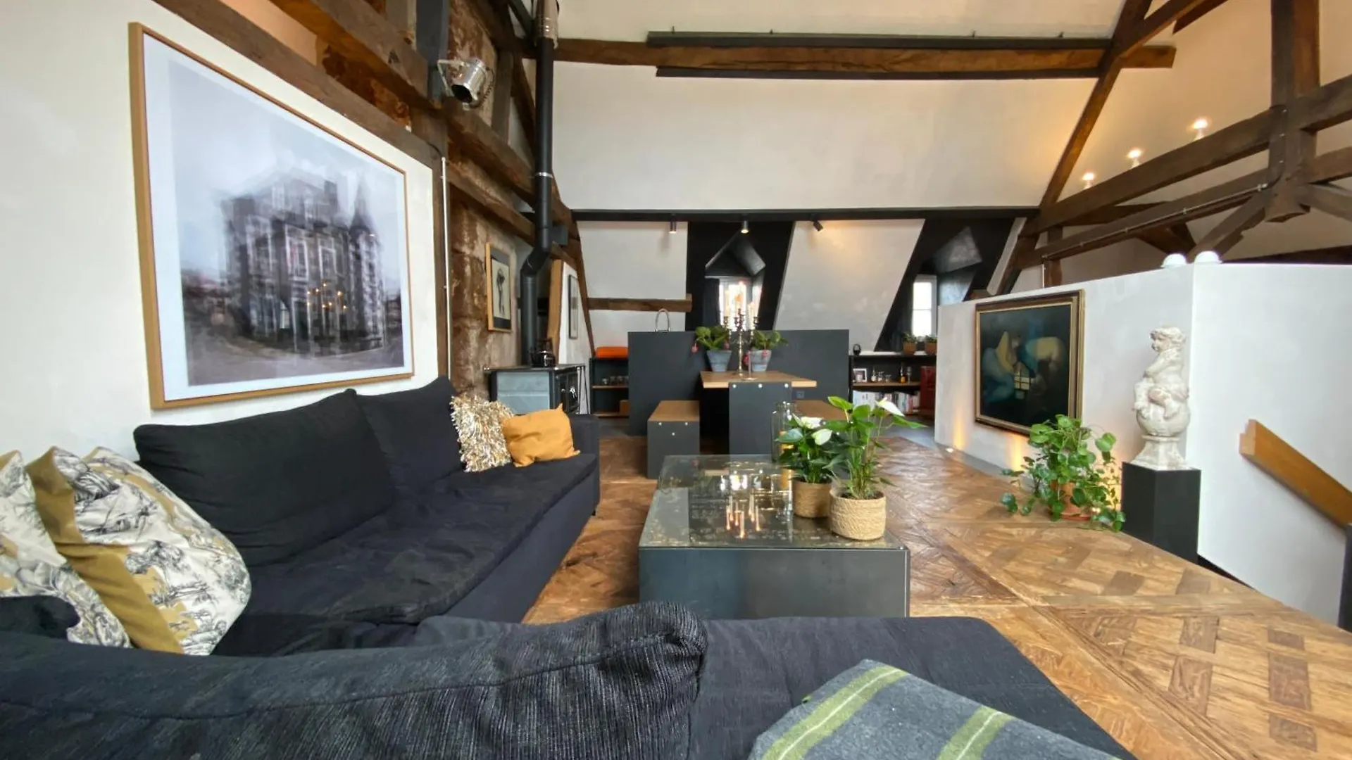 The Castle Loft - Pascal'S Angels Apartment Clemency