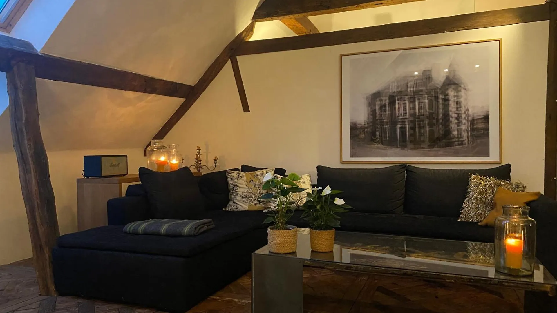 The Castle Loft - Pascal'S Angels Apartment Clemency